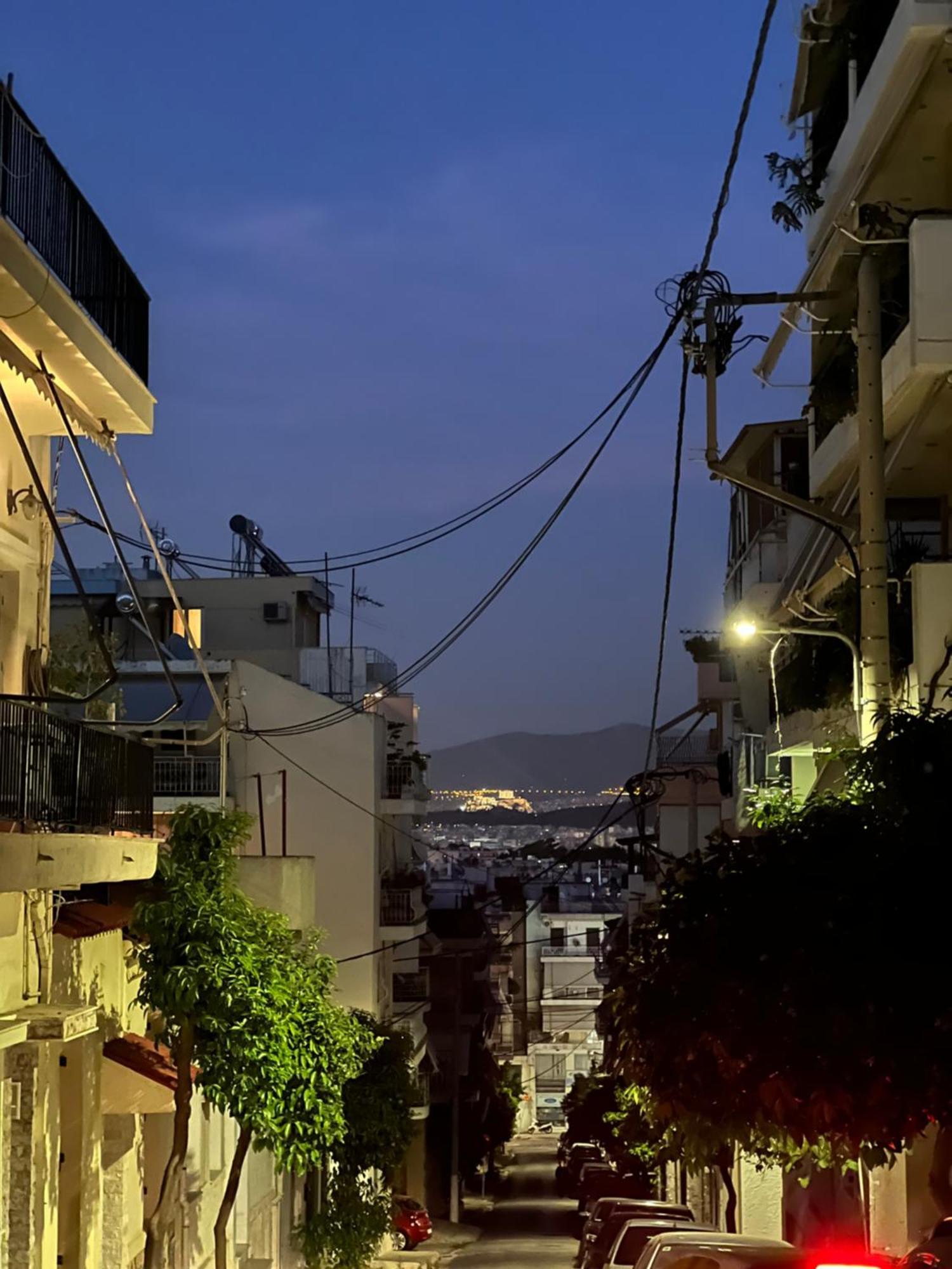 Apartament H&H Cozy Retreat Pireus Zewnętrze zdjęcie
