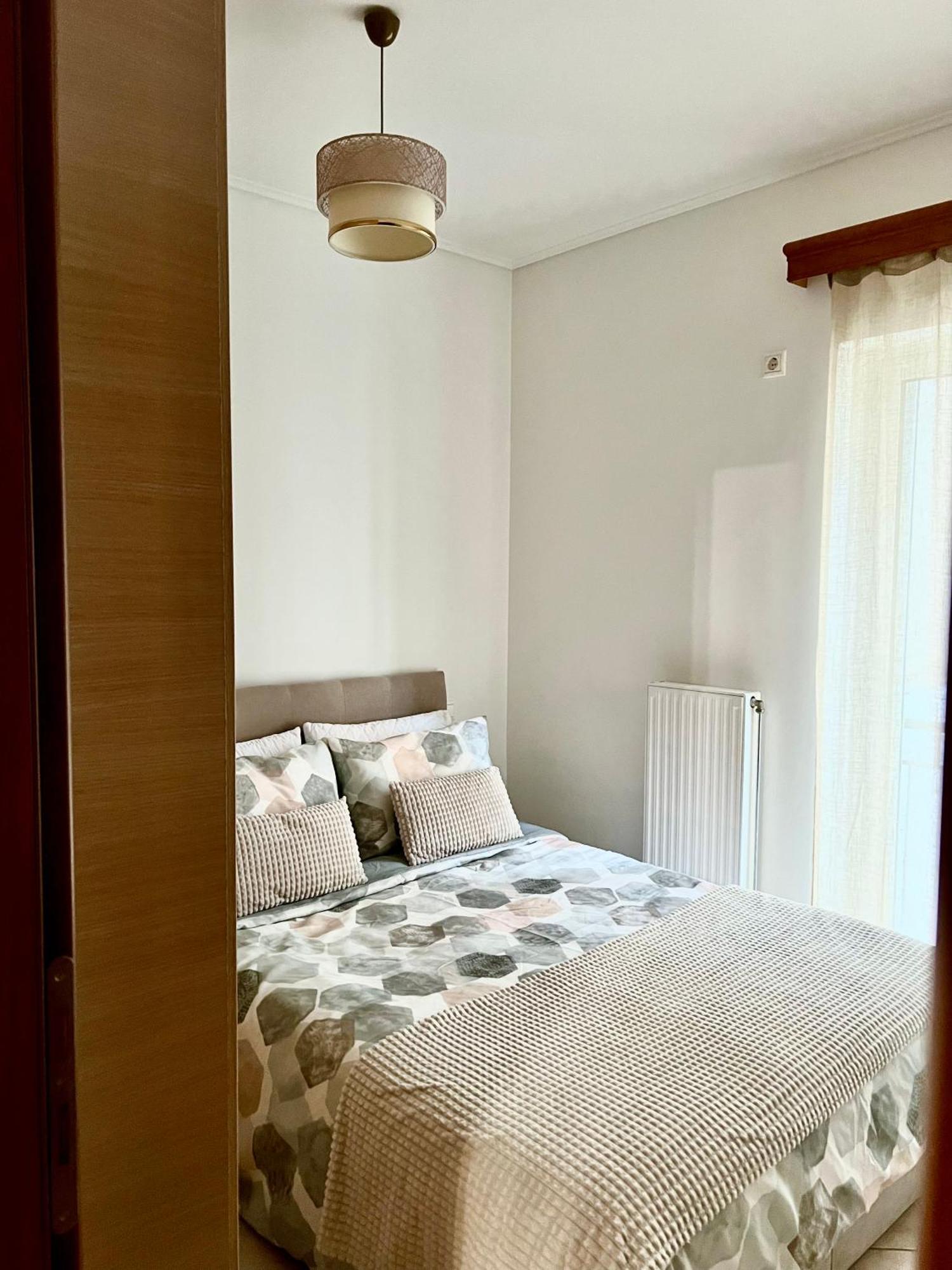 Apartament H&H Cozy Retreat Pireus Zewnętrze zdjęcie